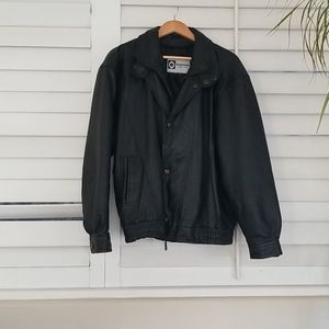 Vintage Leather Bomber Jacket